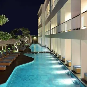 ossotel-legian.ubudhotelsnow.com/