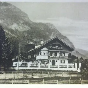 Gaestehaus Hohe Tannen بيت ضيافة